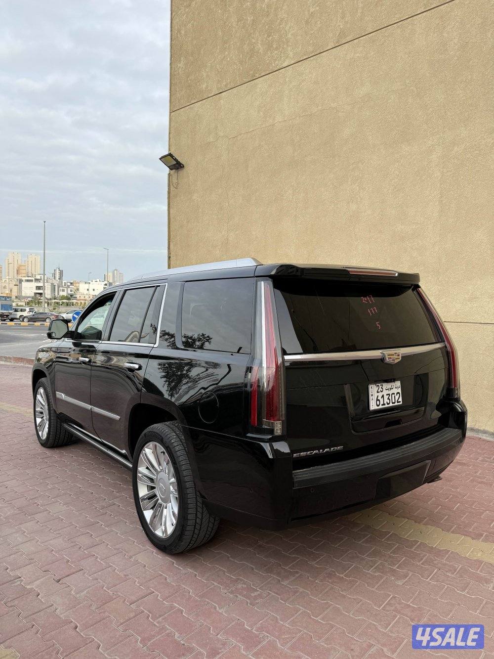 للبيع اسكاليد بلاتنيوم 2017 فل كامل2