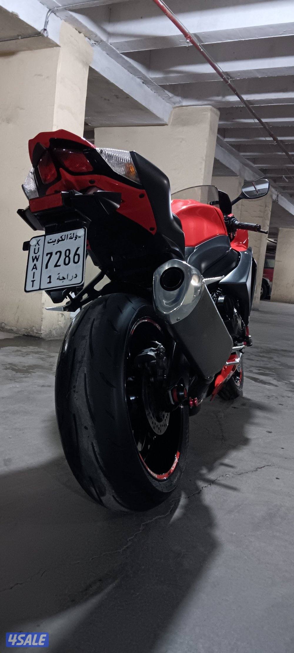 للبيع 1000 GSXR مديل 20140