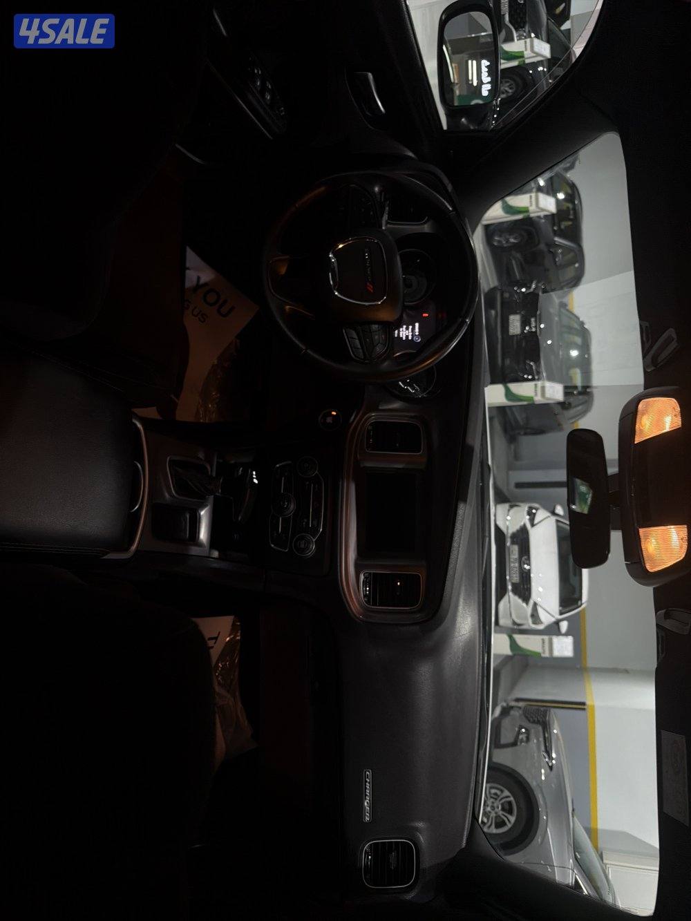 للبيع دودج تشارجر2