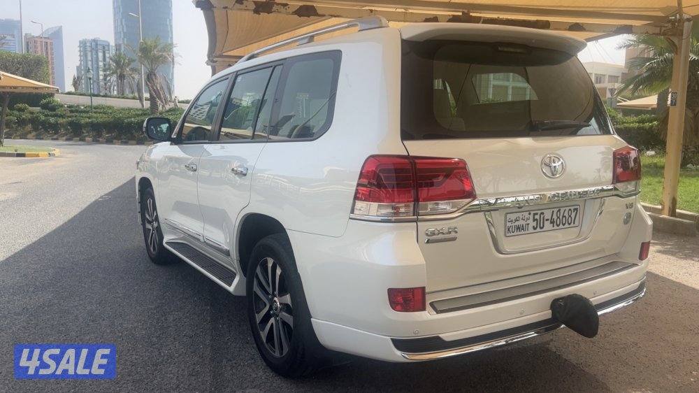 للبيع لاند كروزر موديل 2019 شرط الفحص صبغ الوكاله ماشي 131 وراد الساير5