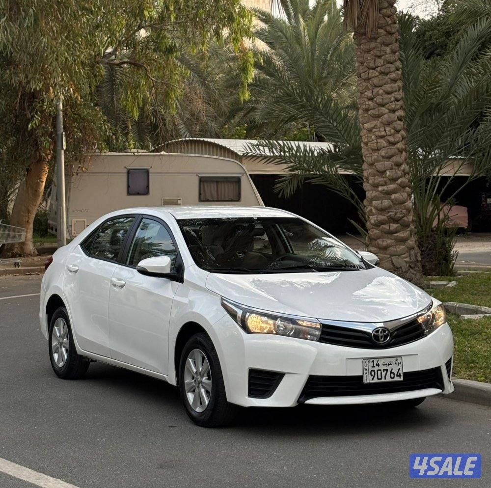 للبيع كورولا20154