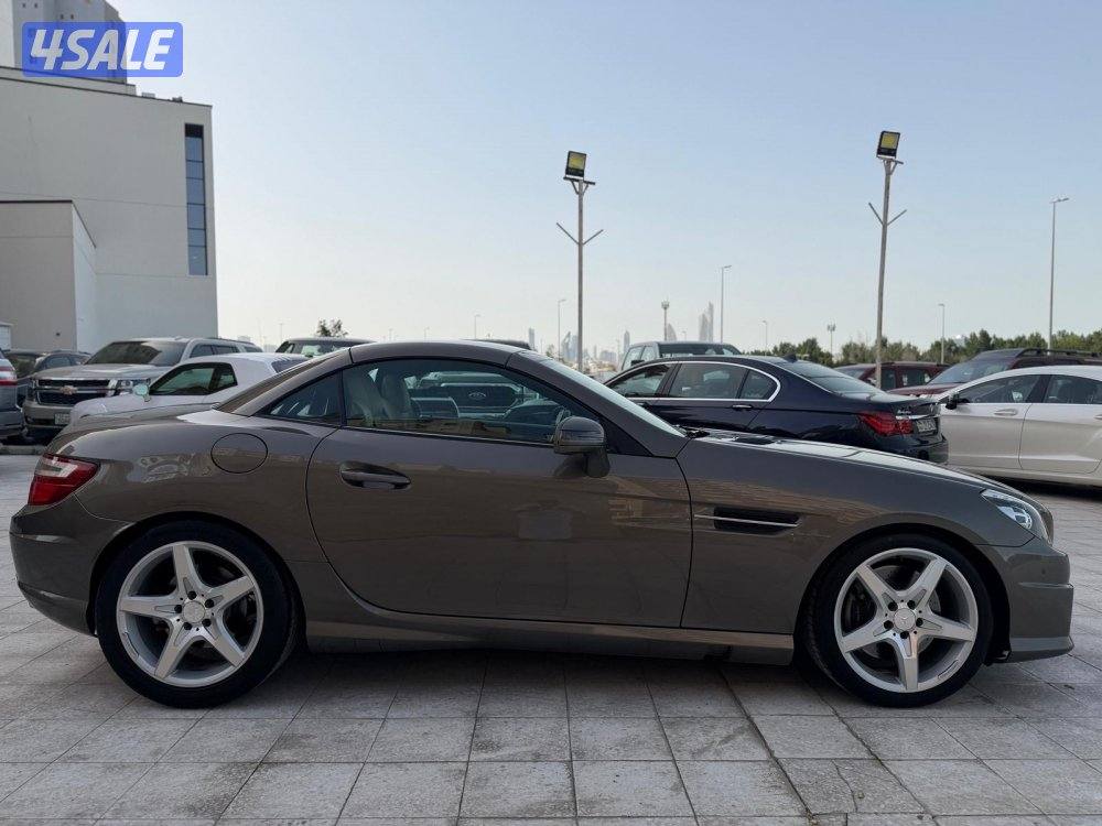 مرسيدس 2012/SLK200 ماشي 170 الف بحالة الوكاله صبغ وكاله شرط الفحص4