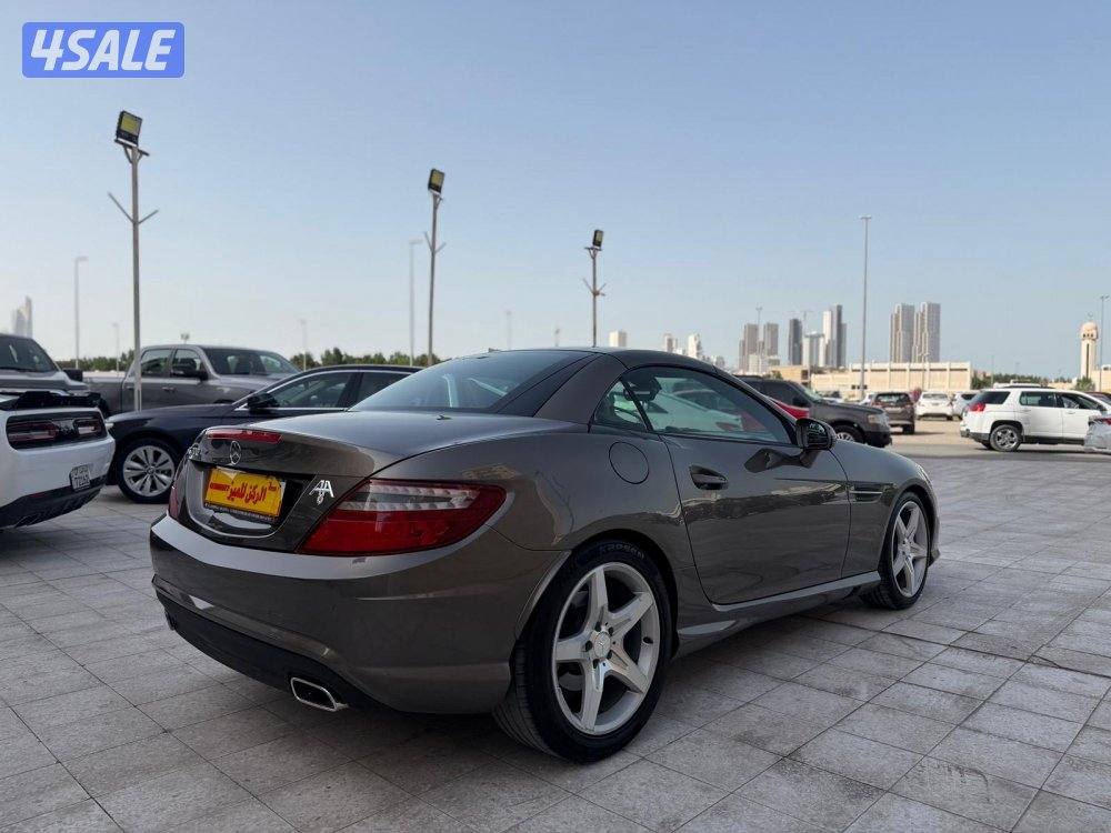 مرسيدس 2012/SLK200 ماشي 170 الف بحالة الوكاله صبغ وكاله شرط الفحص5