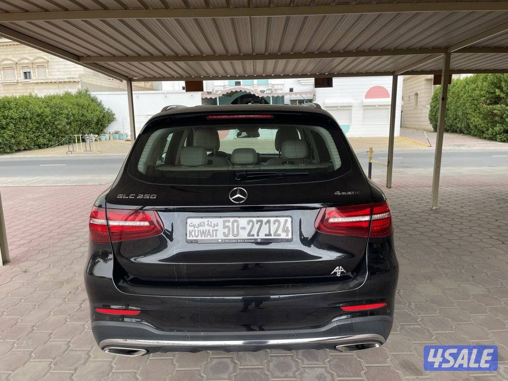 للبيع جيب مرسيدس GLC موديل 2017 عداد 451