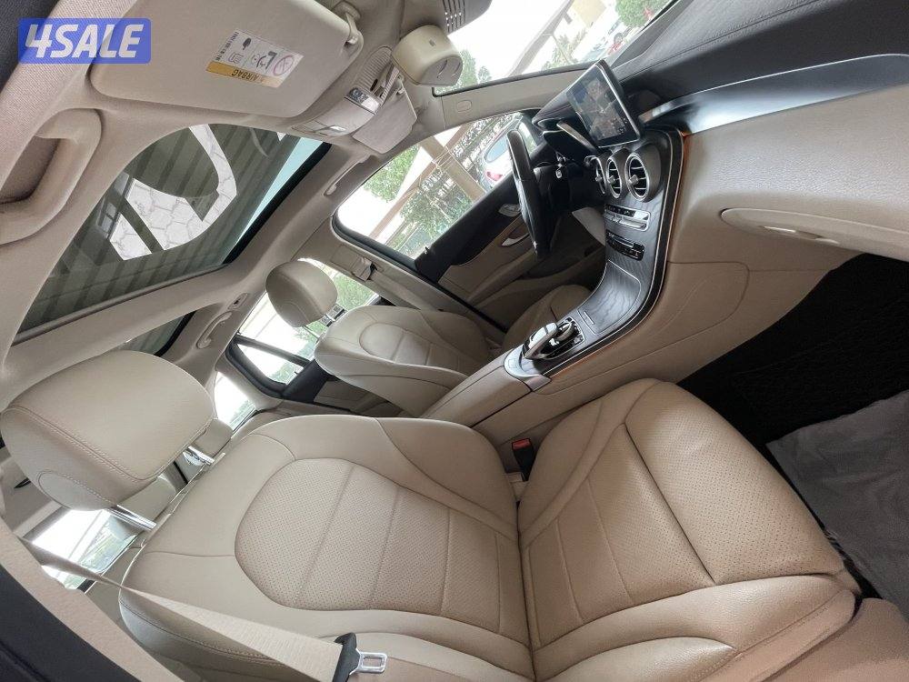 للبيع جيب مرسيدس GLC موديل 2017 عداد 4510