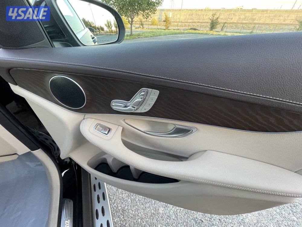 للبيع جيب مرسيدس GLC موديل 2017 عداد 4513