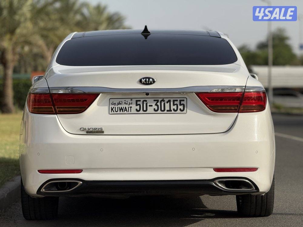 كيا كوريس 20188