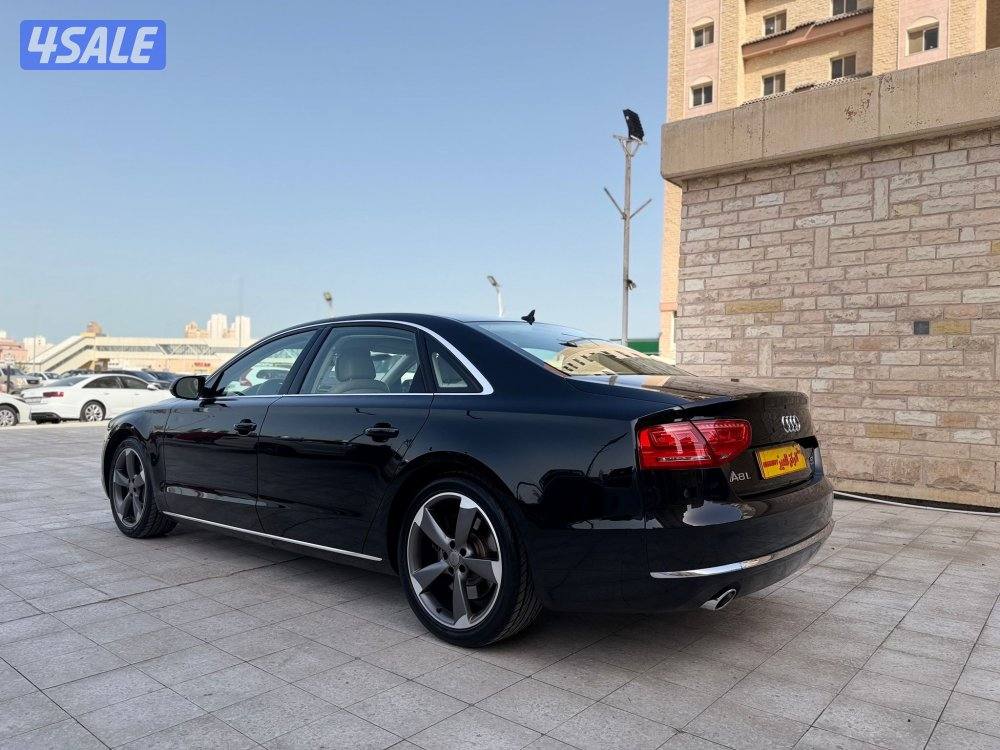 اودي 2011/A8 ماشي 150 الف بحالة الوكاله صبغ الوكاله كامل المواصفات7