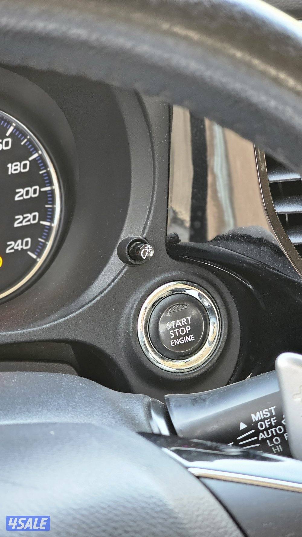 للبيع ميتسوبيشي اوتلاندر3