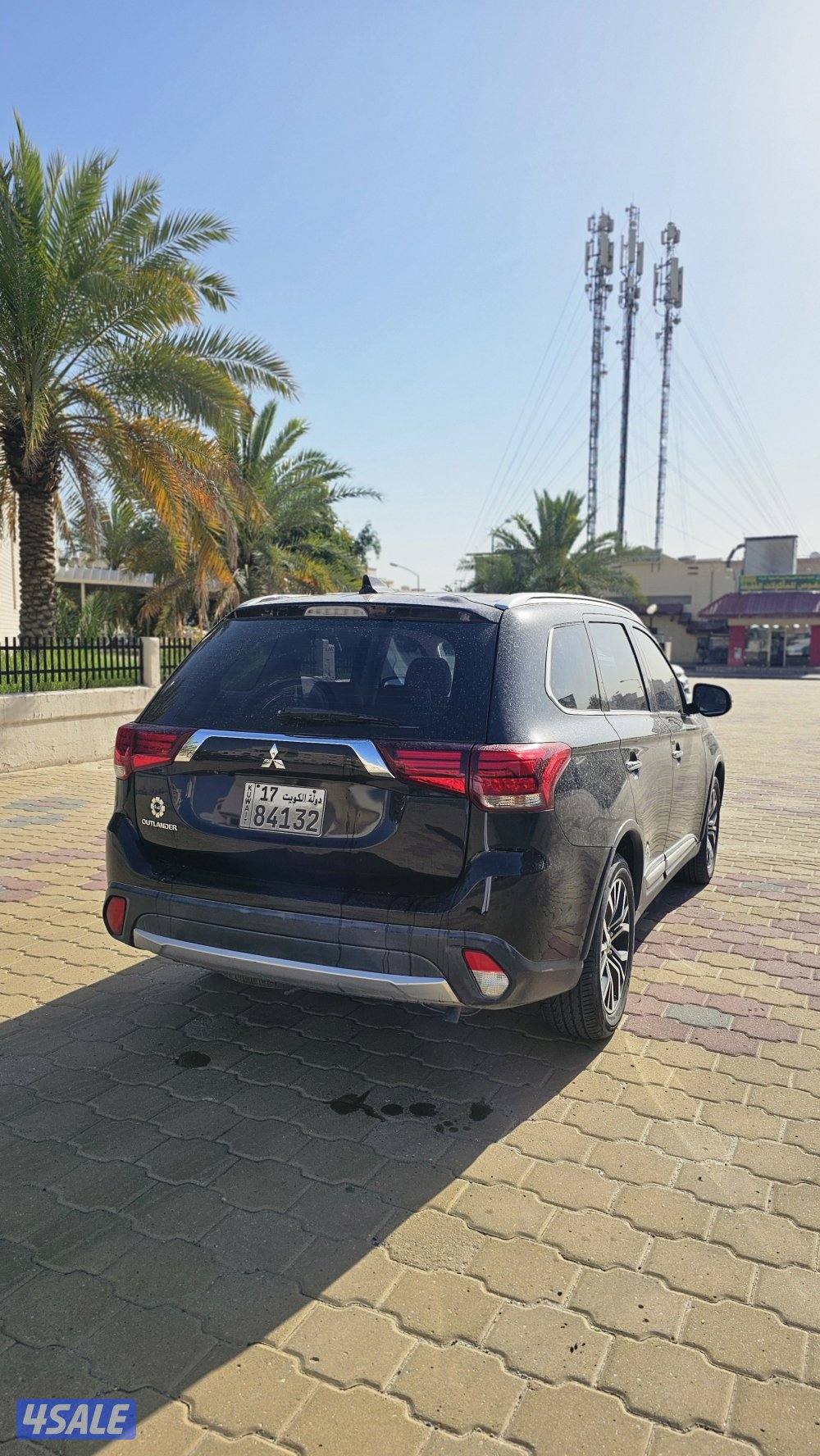 للبيع ميتسوبيشي اوتلاندر12