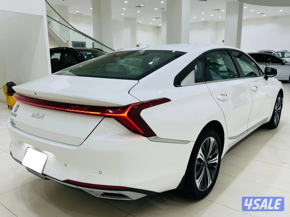 للبيع كـيــــا  3.5  K8 موديل 20243