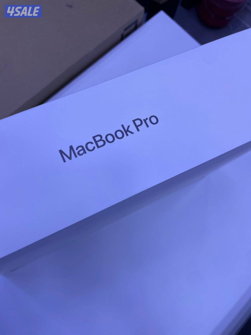 MacBook Pro M5 14-inch  جديد3