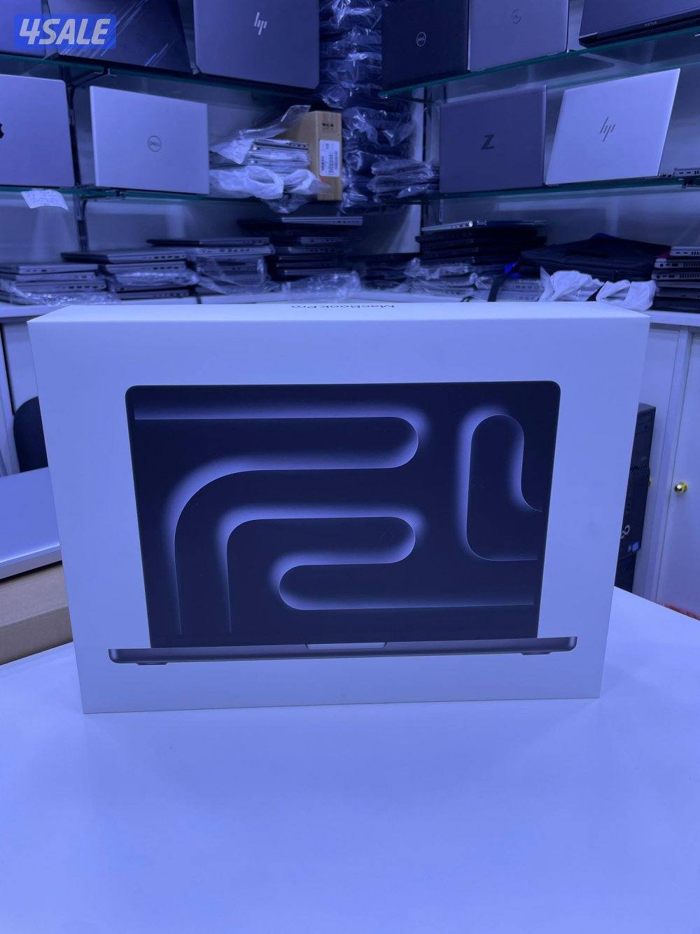 MacBook Pro M5 14-inch  جديد4