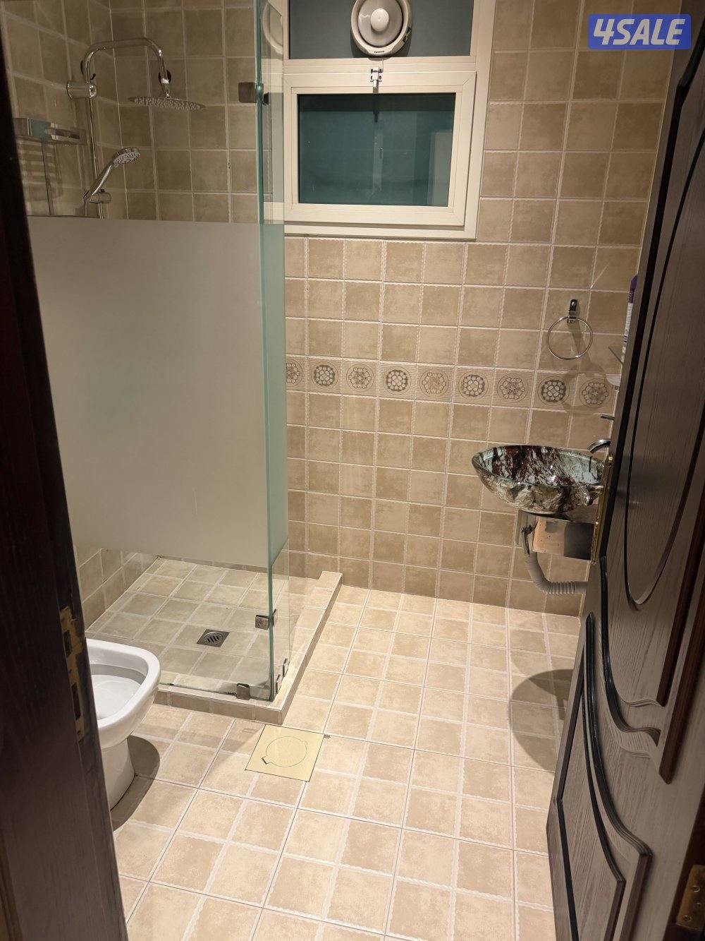 شقه لإيجار سبور ديلوكس دور اول ثلاث غرف و3 حمامات + غرف خد + غرفه غسيل5