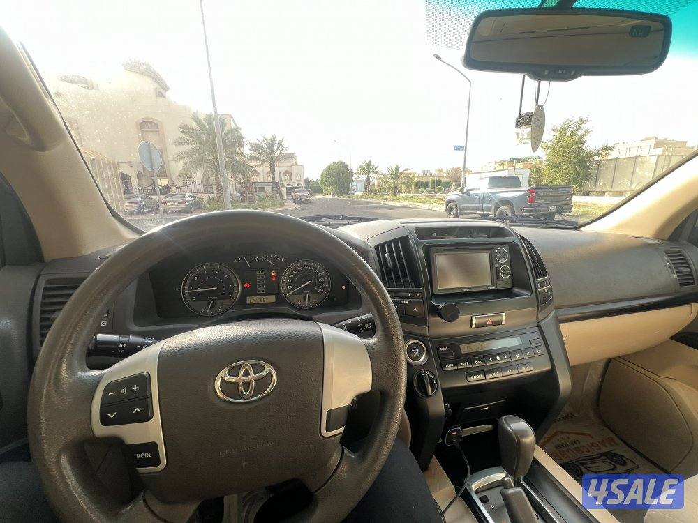 للبيع لاندكروزر 20122