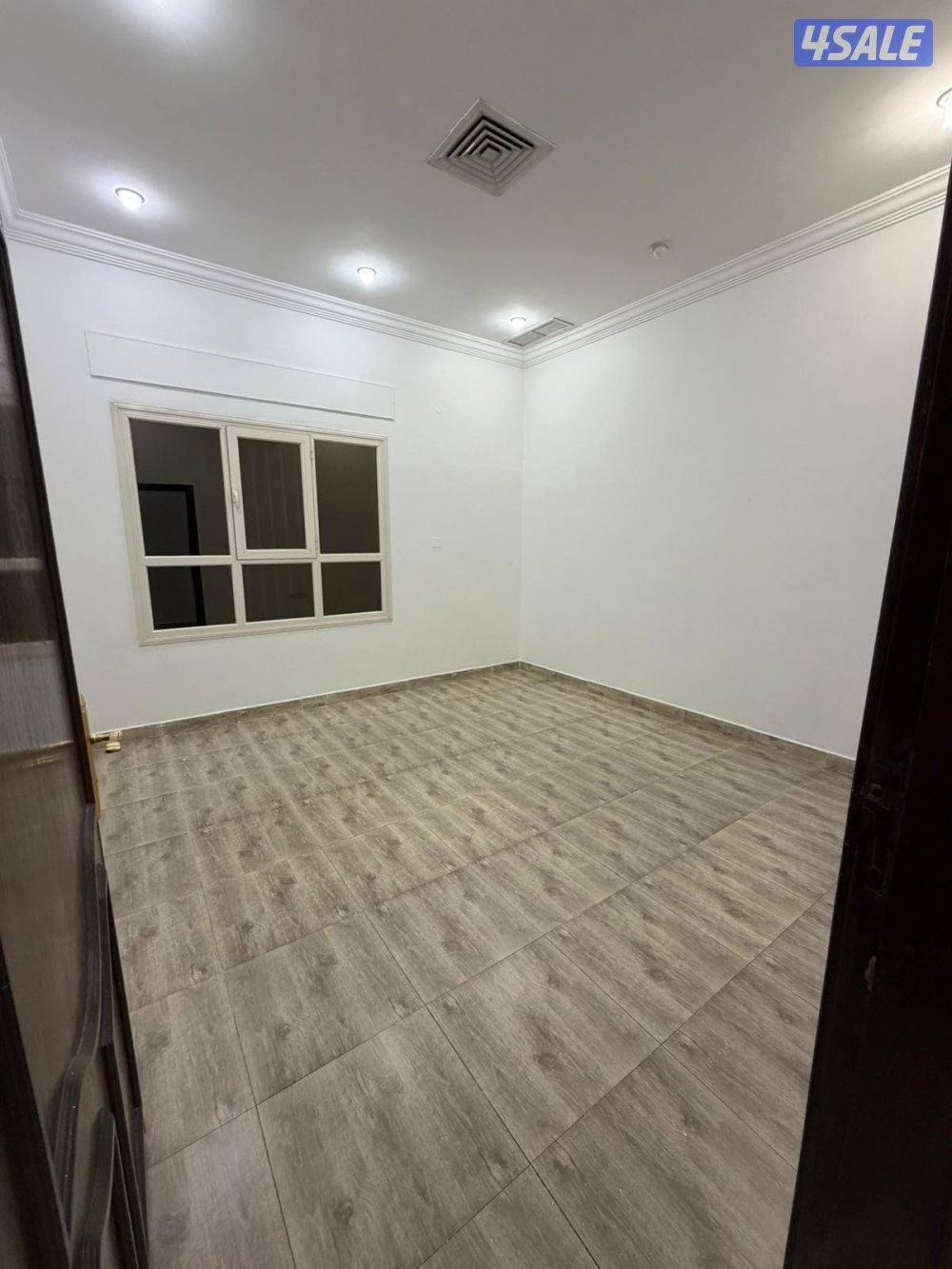 شقة للايجار سعد العبدالله قطعة 73