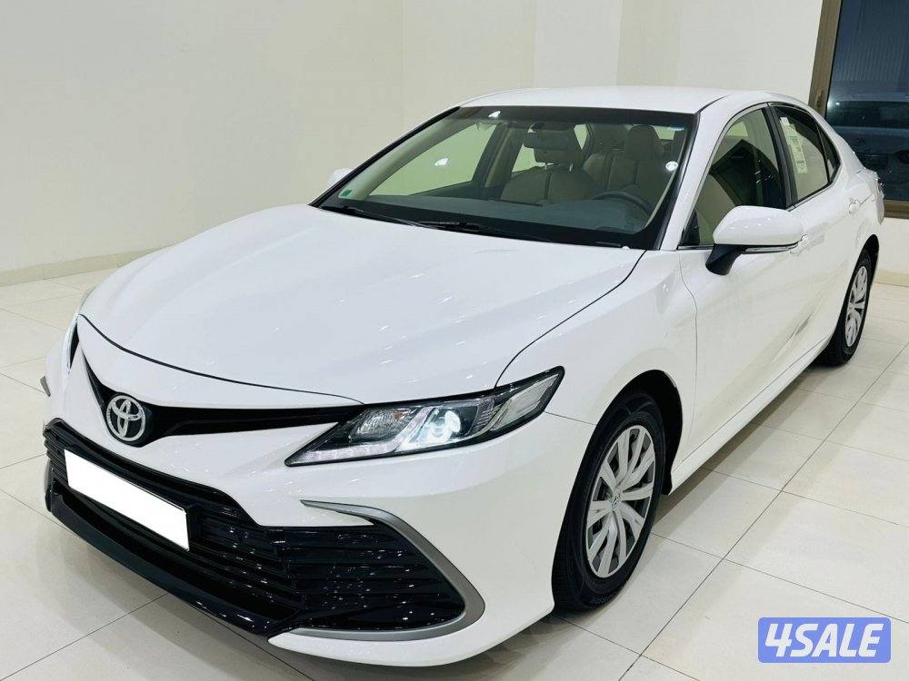 للبيع تويوتا كامري LE 2.5موديل 20231