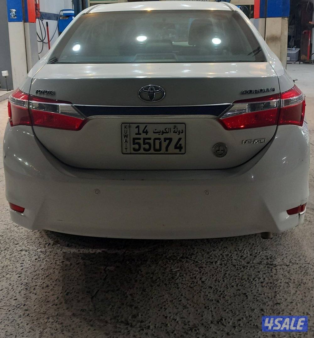 سيارة كوريلا موديل 2015 ممشي 207 الف كم3