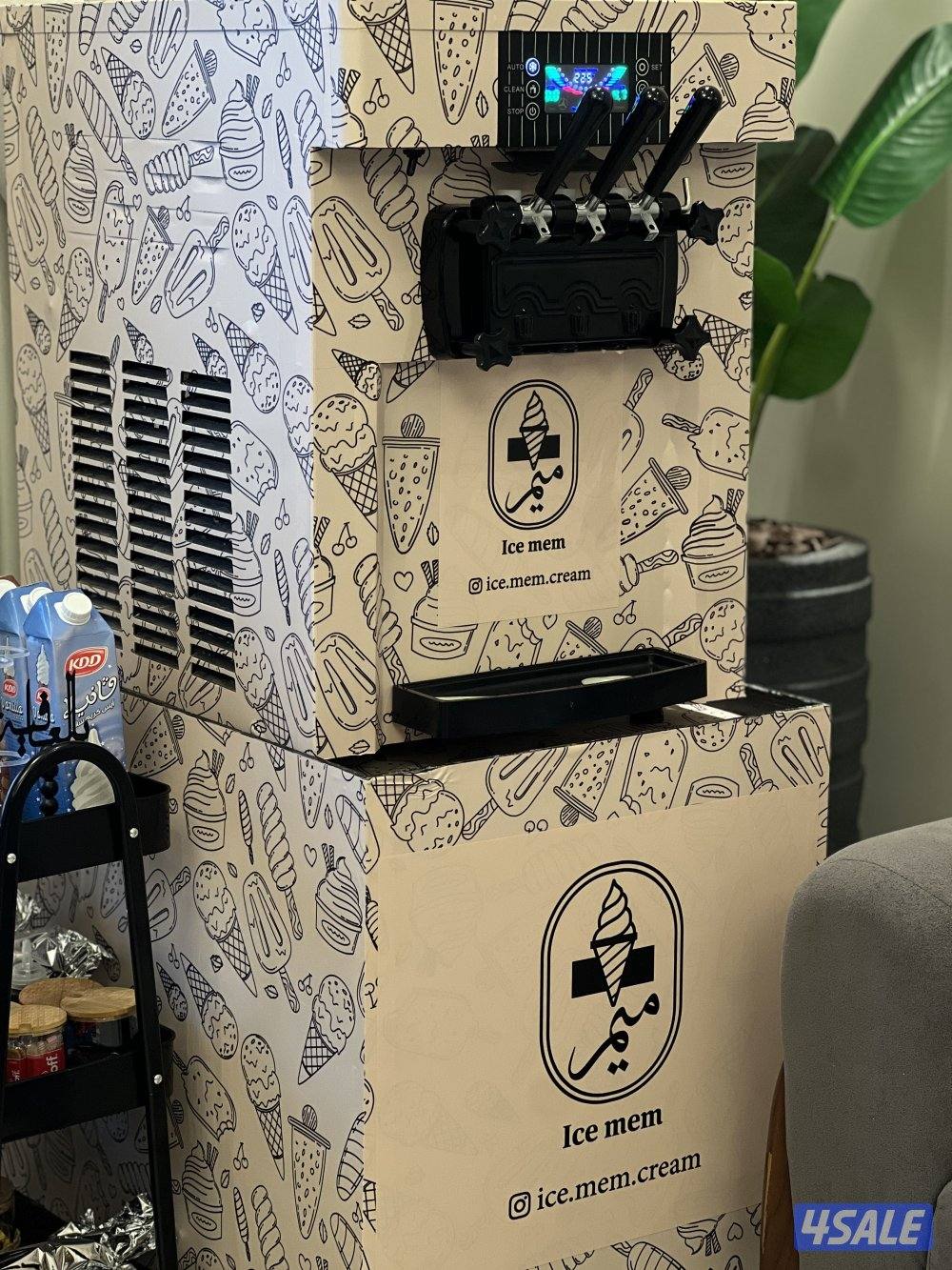 ماكينة ايس كريم للبيع استعمال نظيف1