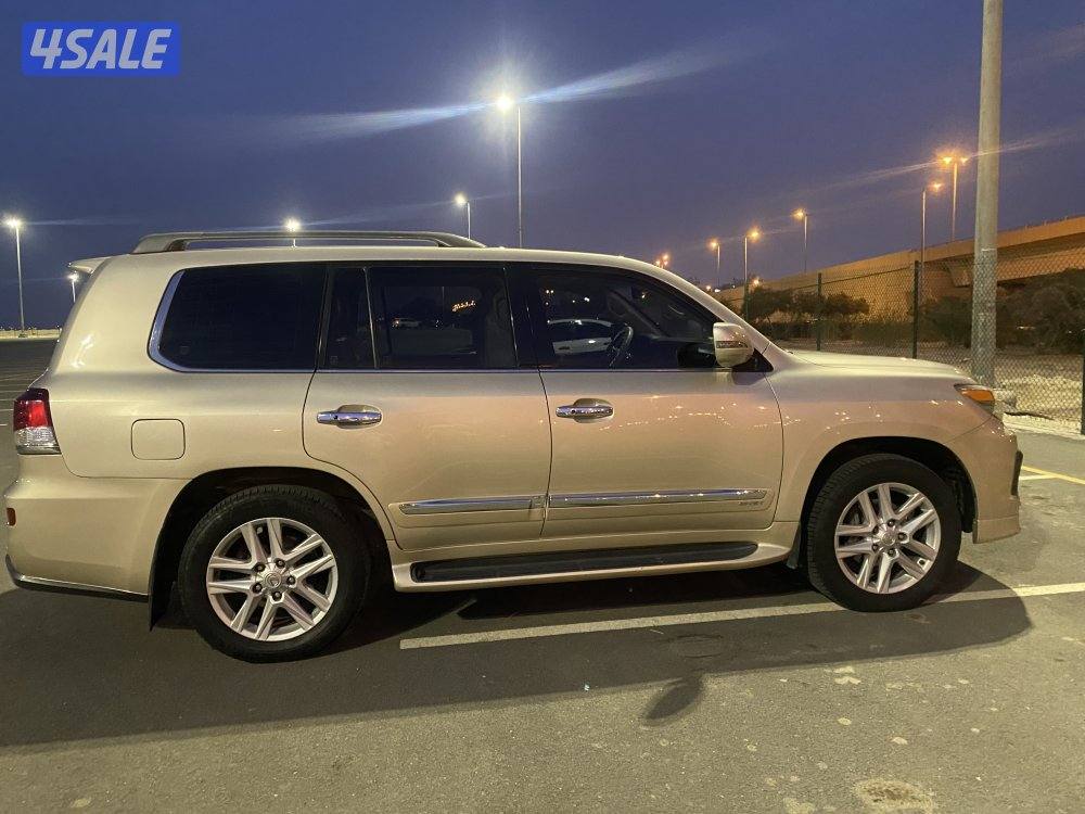 جيب لكزس موديل 2014 شرط الفحص مكينه قير شاهي1