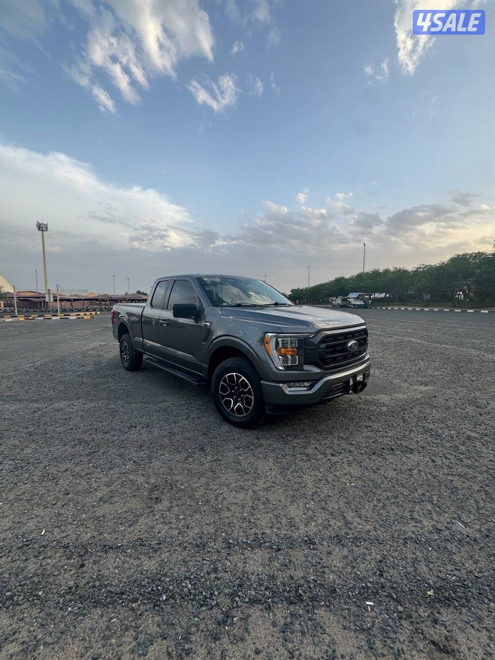 وانيت دبل غمارة ونص Fx4 2021 وارد الغانم0