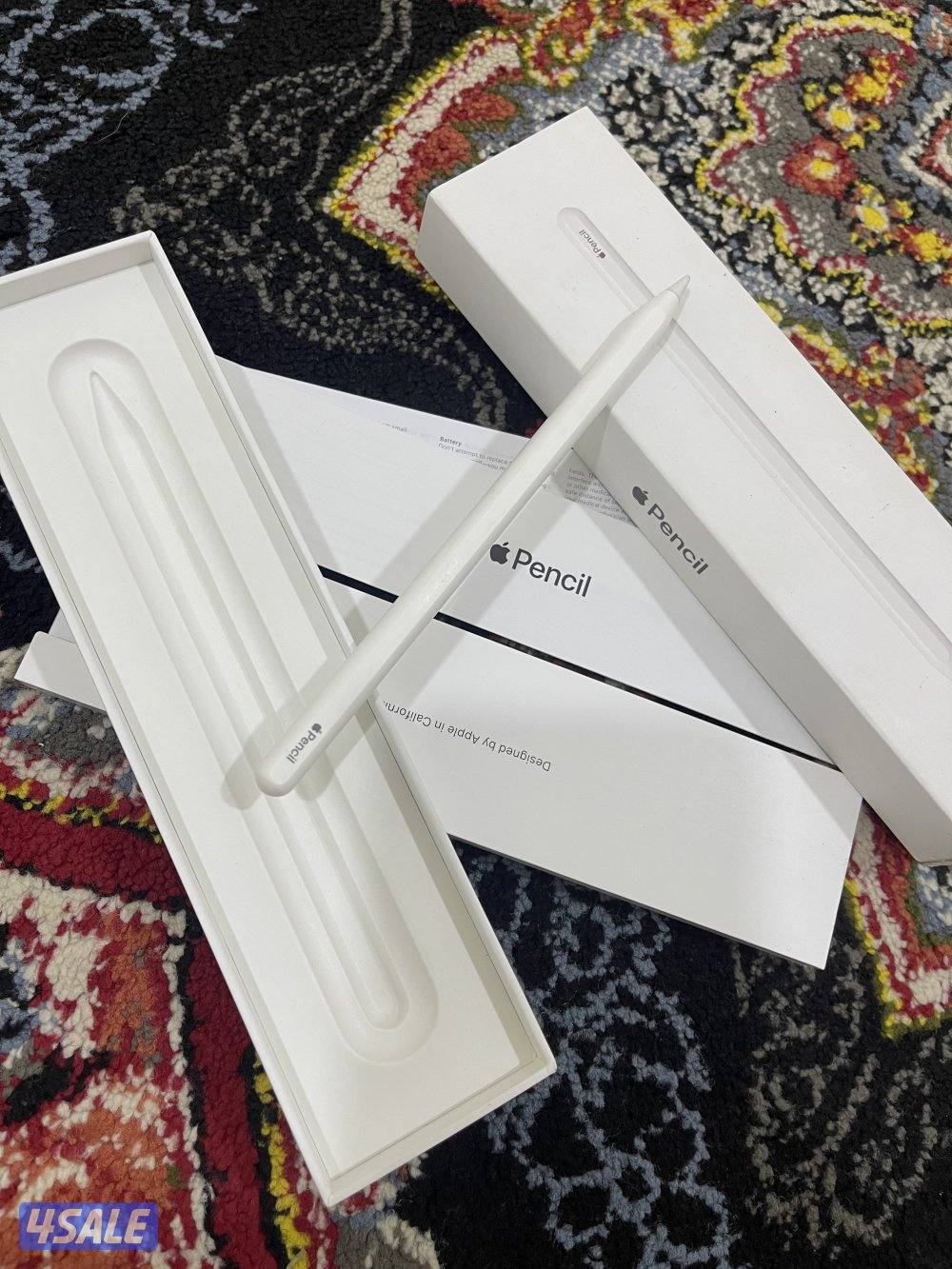 قلم ابل الاصلي الجيل الثاني شغال تمام ما فيه شي مع الكرتون واير لس شحن0