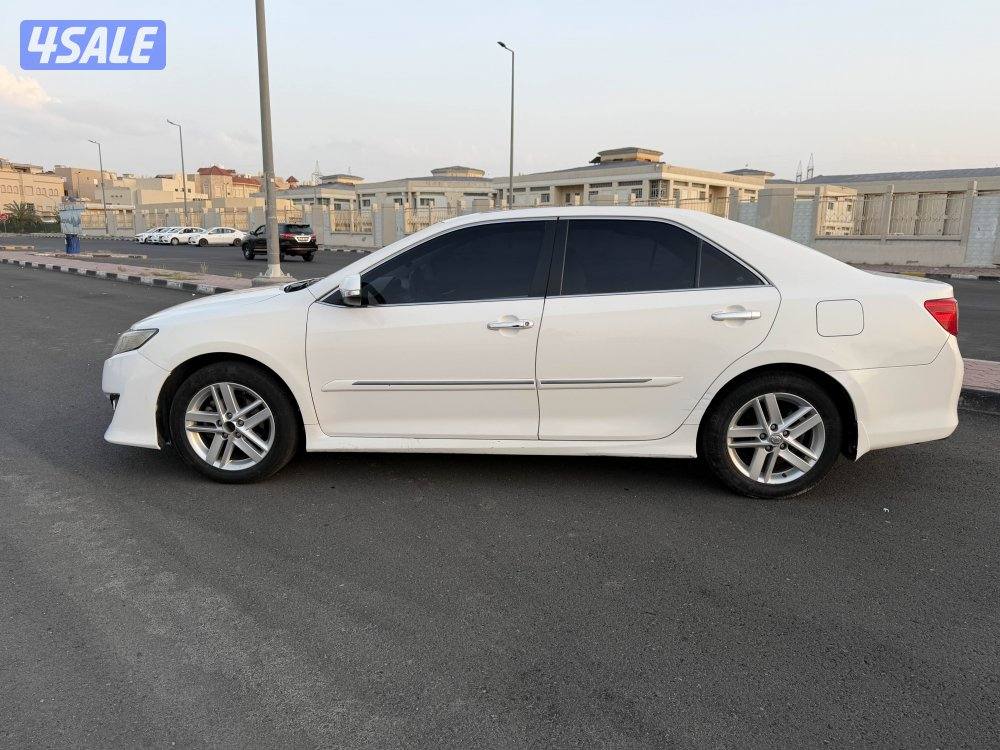 كامري 2013 GLX ابيض6