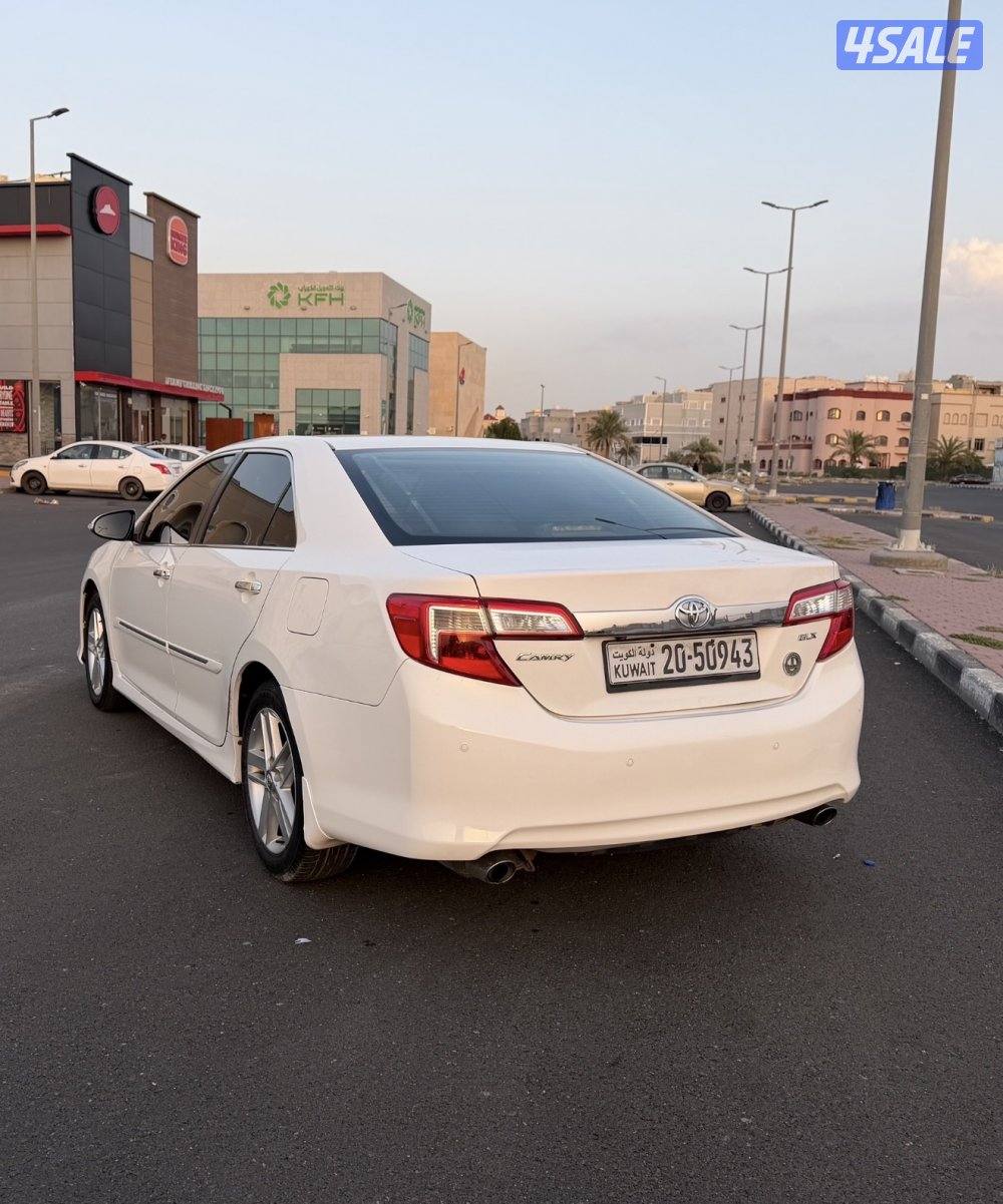 كامري 2013 GLX ابيض11