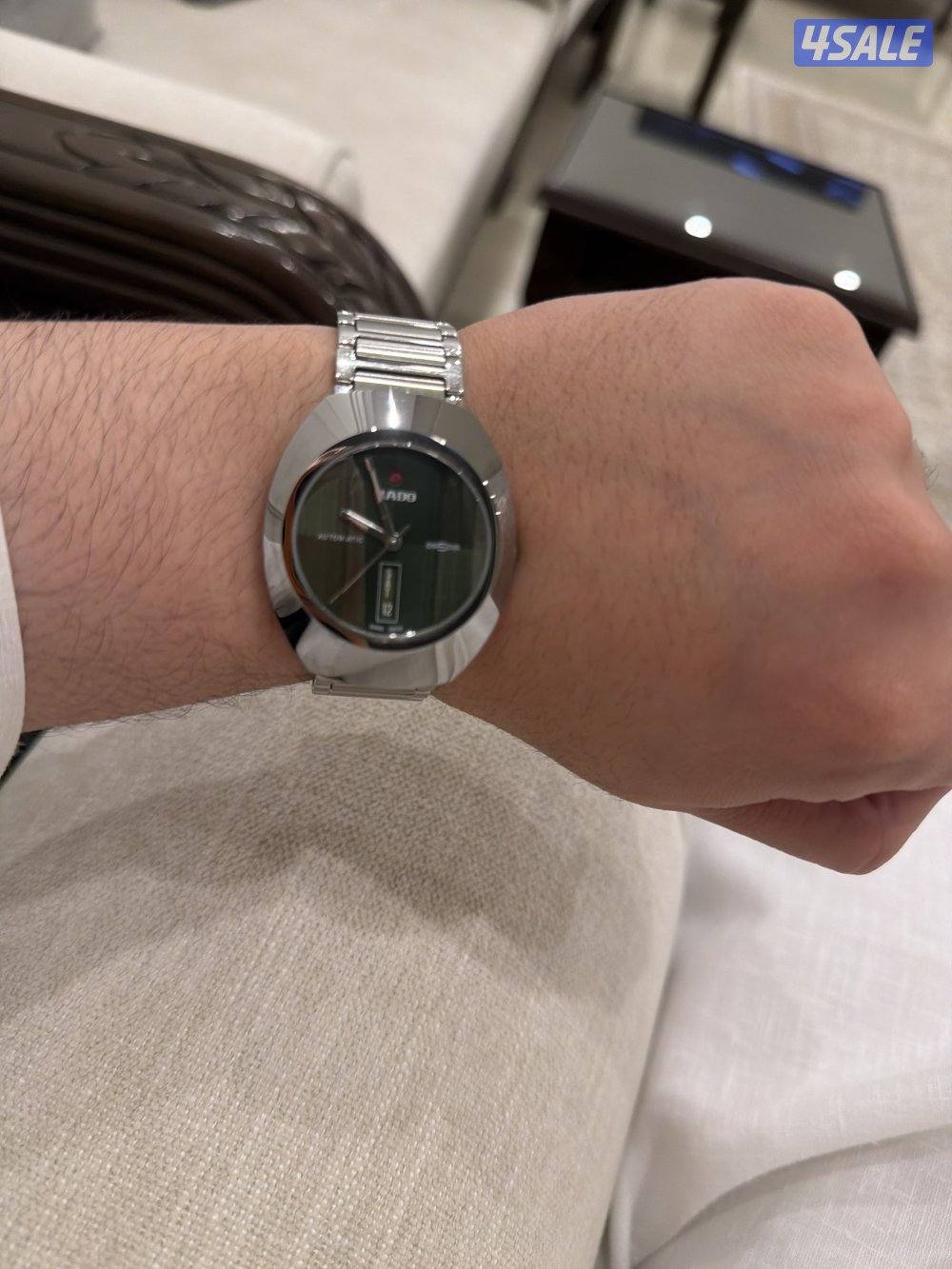 كل مرفقاتها معها0