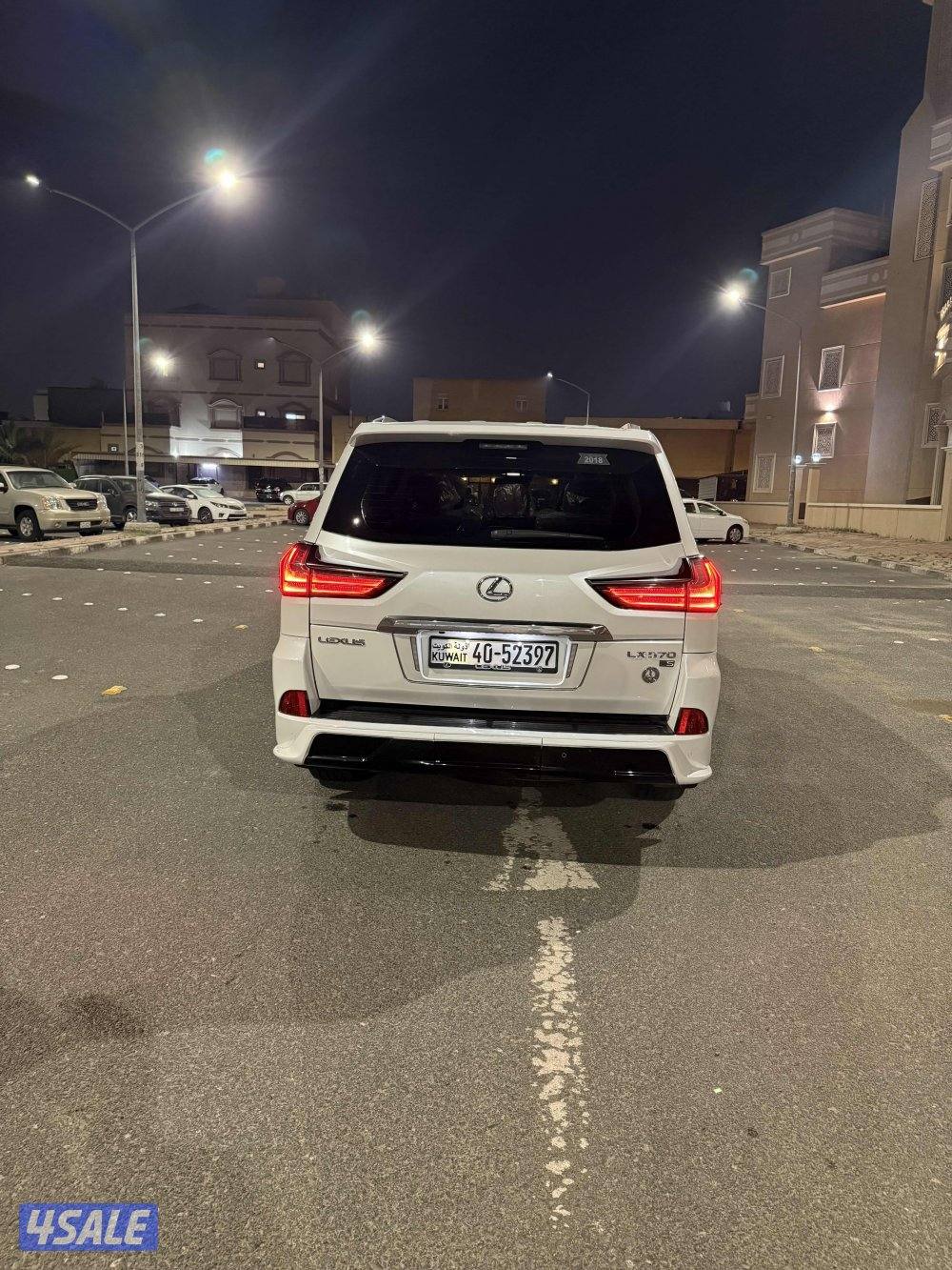 جيب لكززس 2018 ماشي 308 سيرفس منتظم بالوكالة والصامل يبشر بالخير0