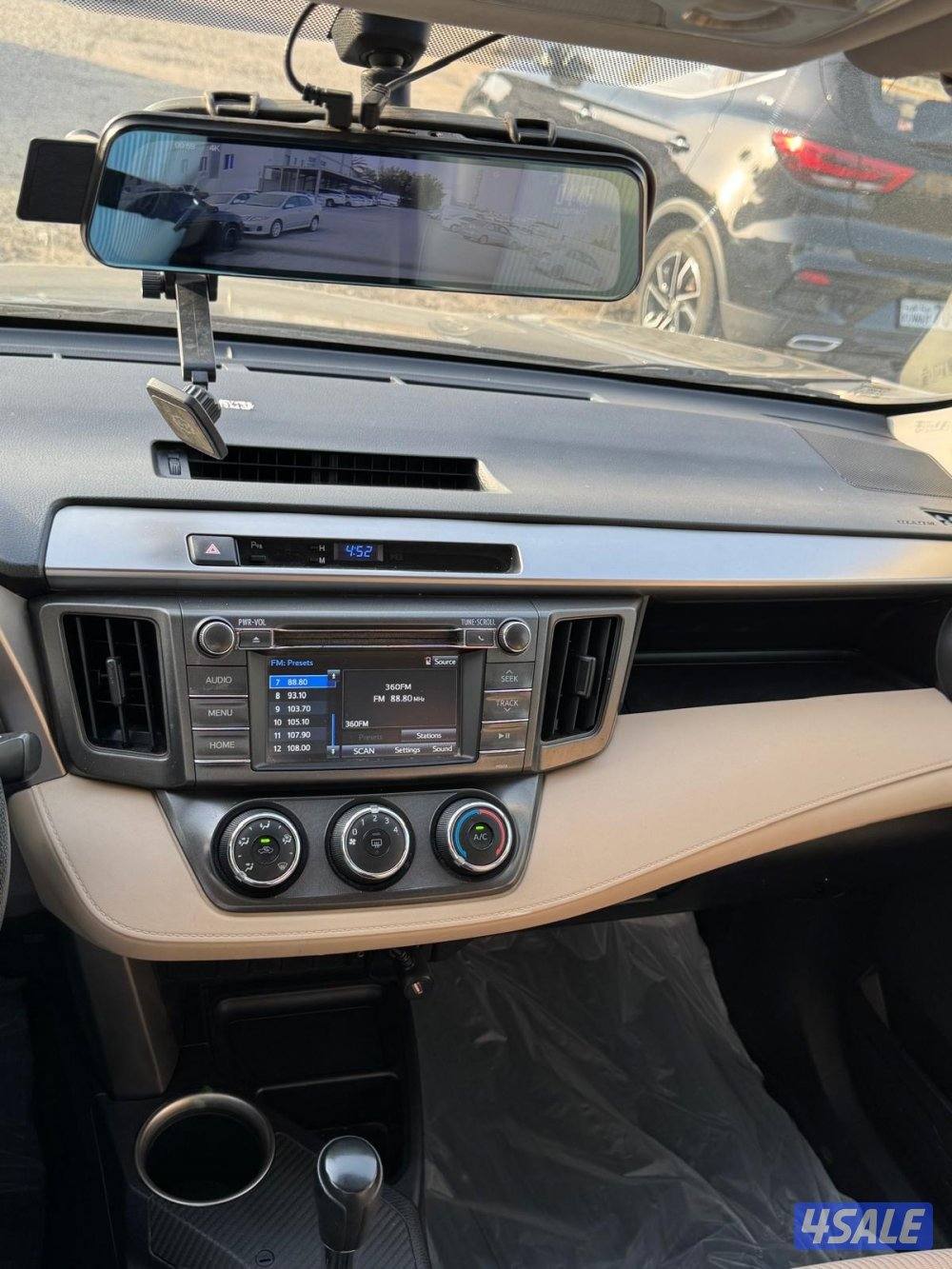 تويوتا راف ٤ ٢٠١٥ عداد ١٧٠ الف كيلو6