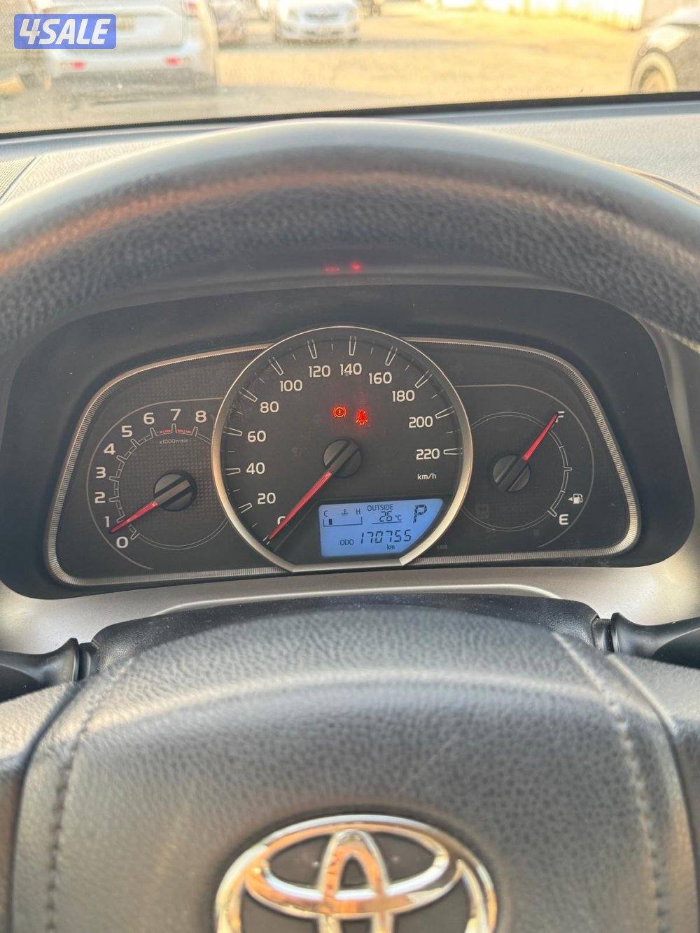 تويوتا راف ٤ ٢٠١٥ عداد ١٧٠ الف كيلو7