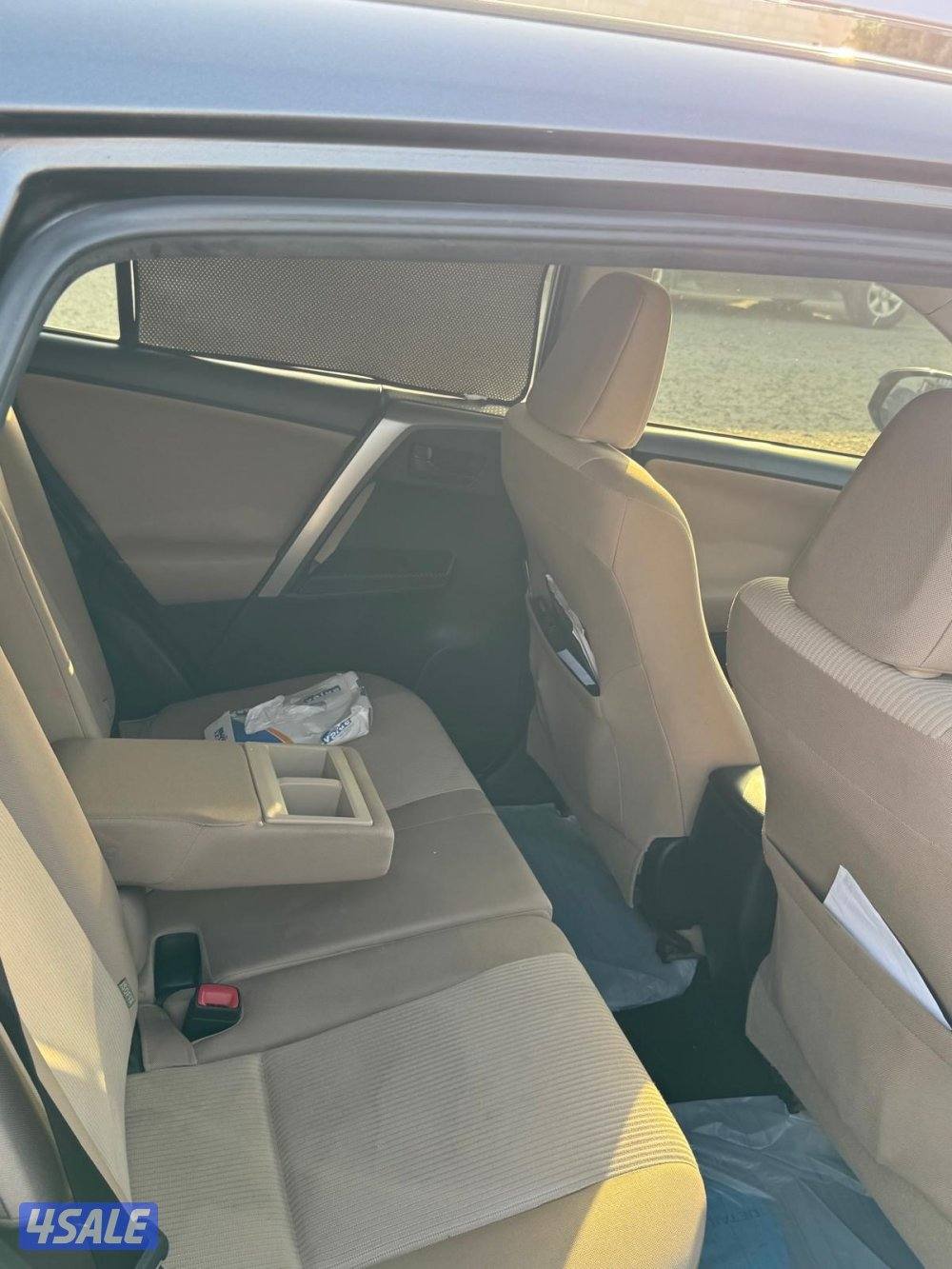 تويوتا راف ٤ ٢٠١٥ عداد ١٧٠ الف كيلو8