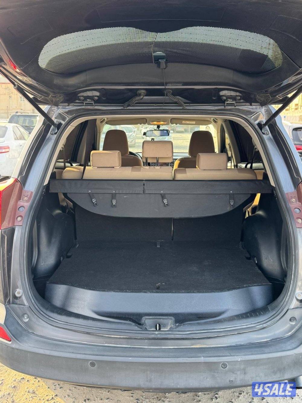 تويوتا راف ٤ ٢٠١٥ عداد ١٧٠ الف كيلو10