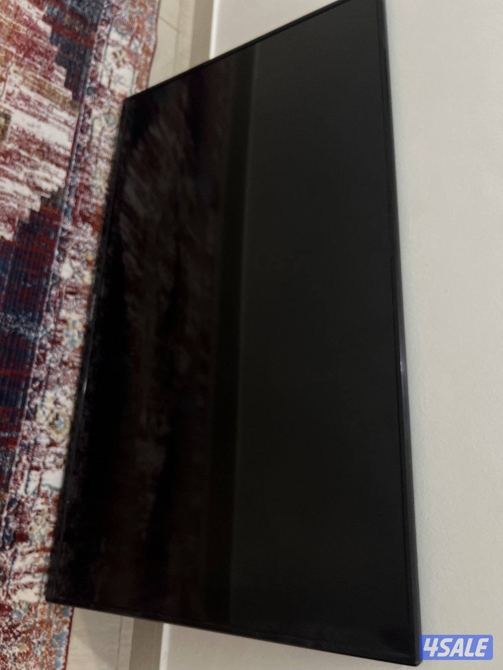 تلفزيون 50 بوصة نظيف مع ستاند بسعر مناسب11