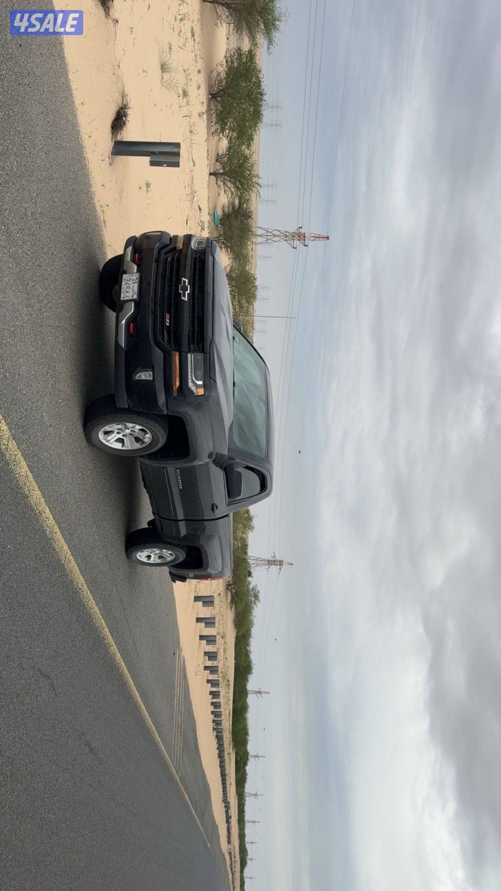 للبيع سلفرادو Z711