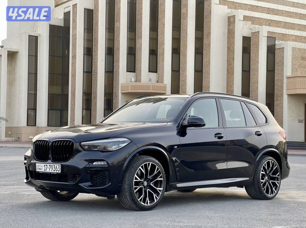 بحالة ممتازه عداد 104 الف مكينه 6 سلندر موديل 20202