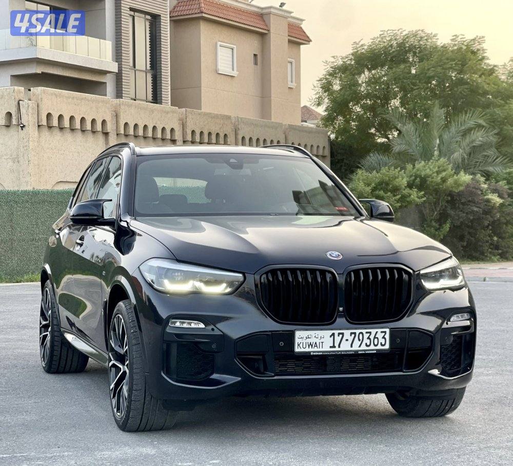 بحالة ممتازه عداد 104 الف مكينه 6 سلندر موديل 20204