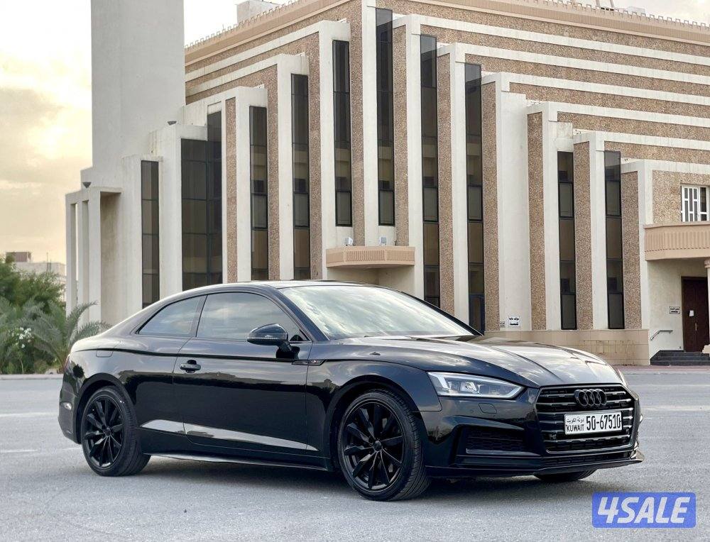 بحالة ممتازه عداد ١٠٥ موديل ٢٠١٨ باب واحد0