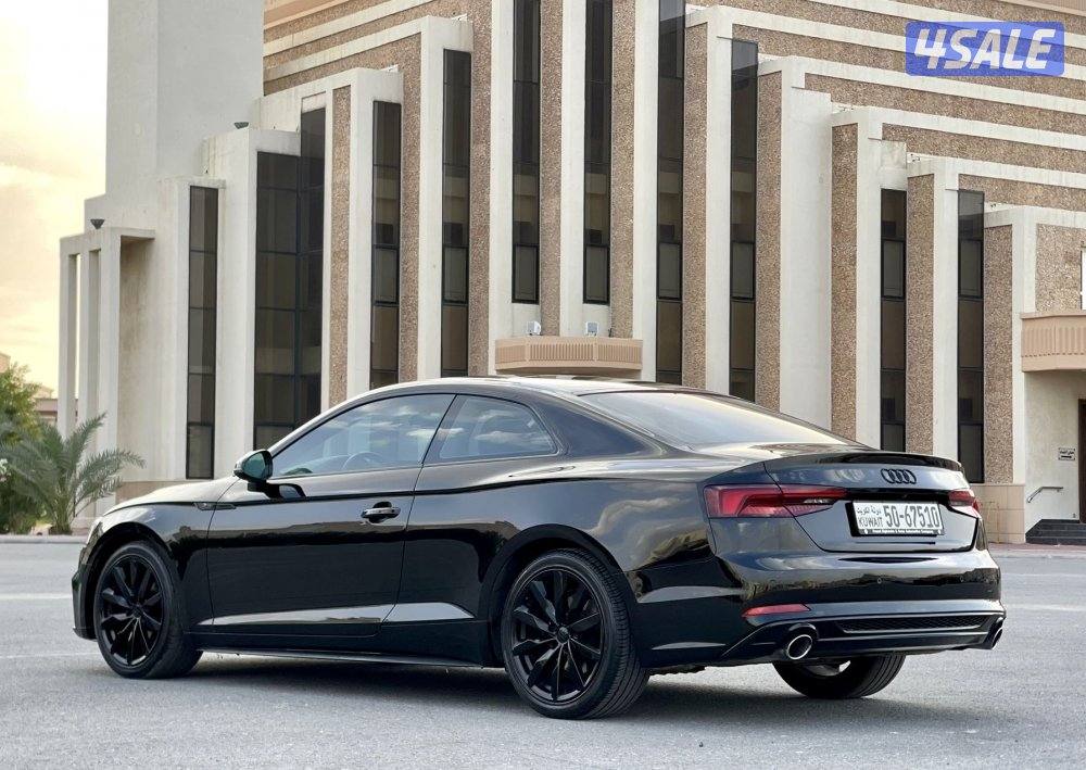 بحالة ممتازه عداد ١٠٥ موديل ٢٠١٨ باب واحد3