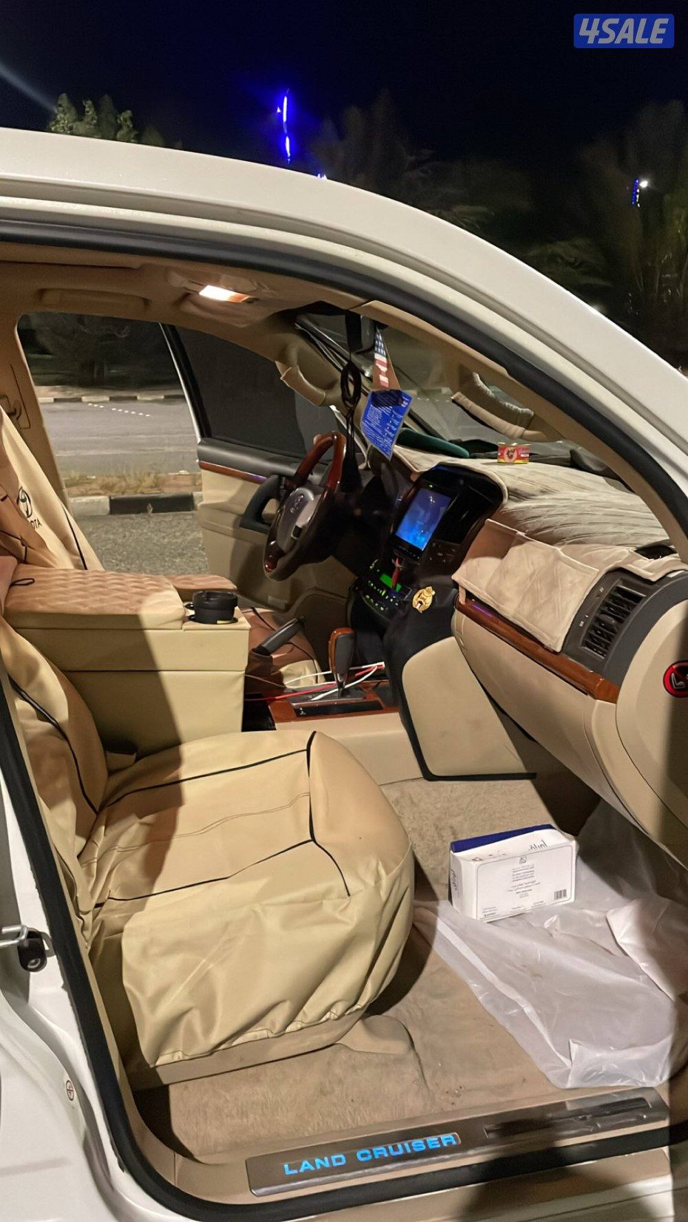 للبيع لاند٢٠١٤GXR وارد الساير صبغ الوكاله بلكامل ماشي ٥٠٠الف شرط الفحص4