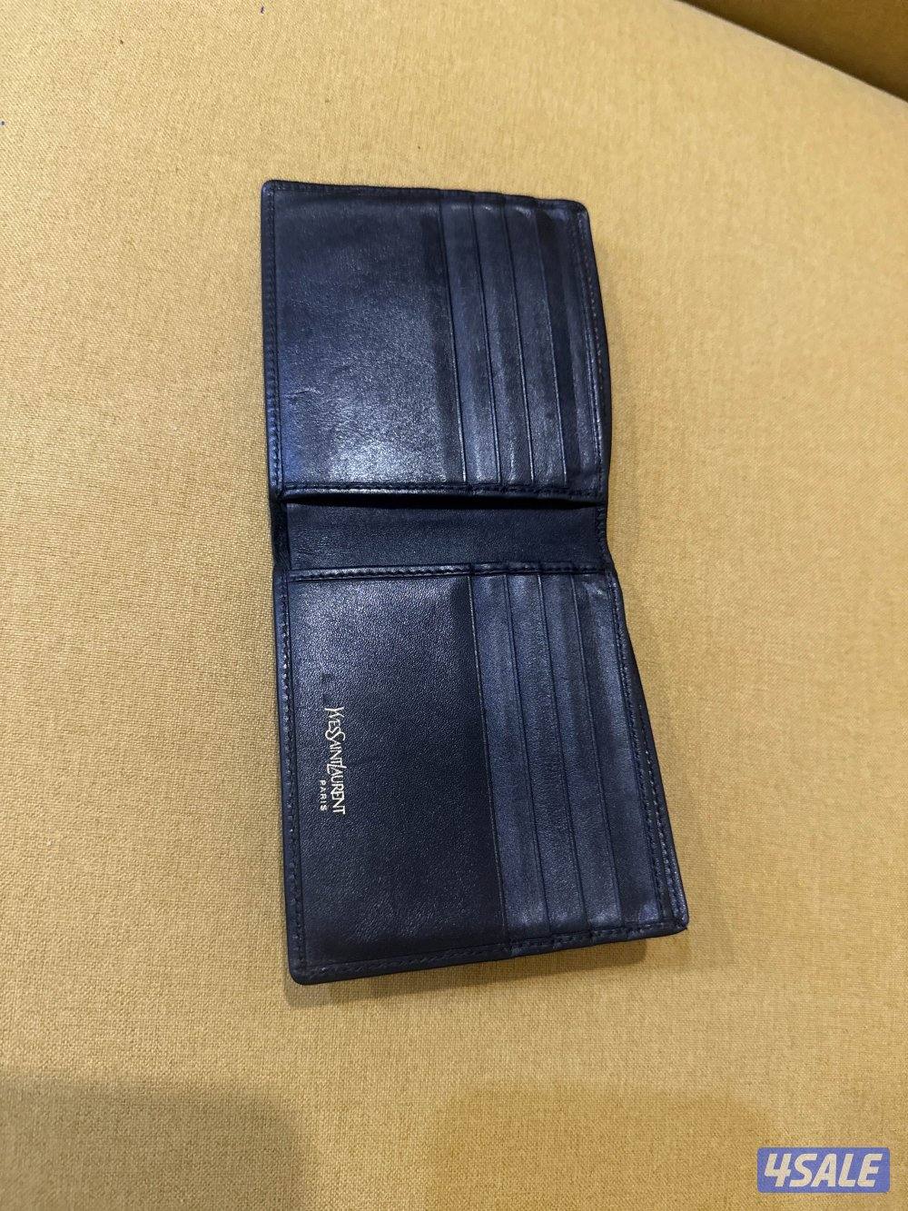 للبيع بوك سالوران أصلي1