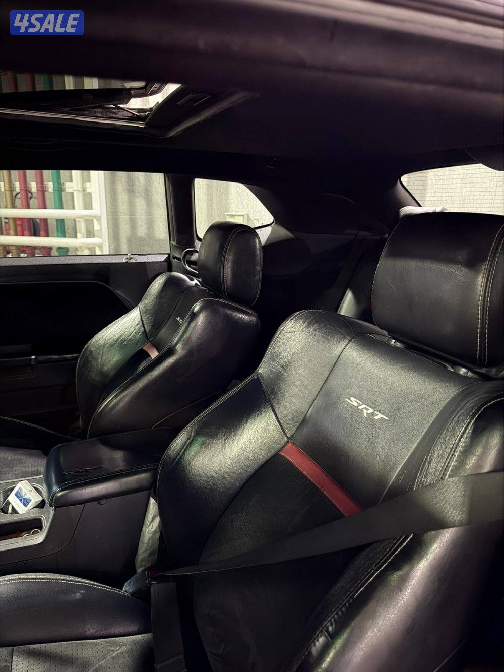 للبيع دودج تشالينجر اس ار تي اصلي موديل ٢٠١٠9