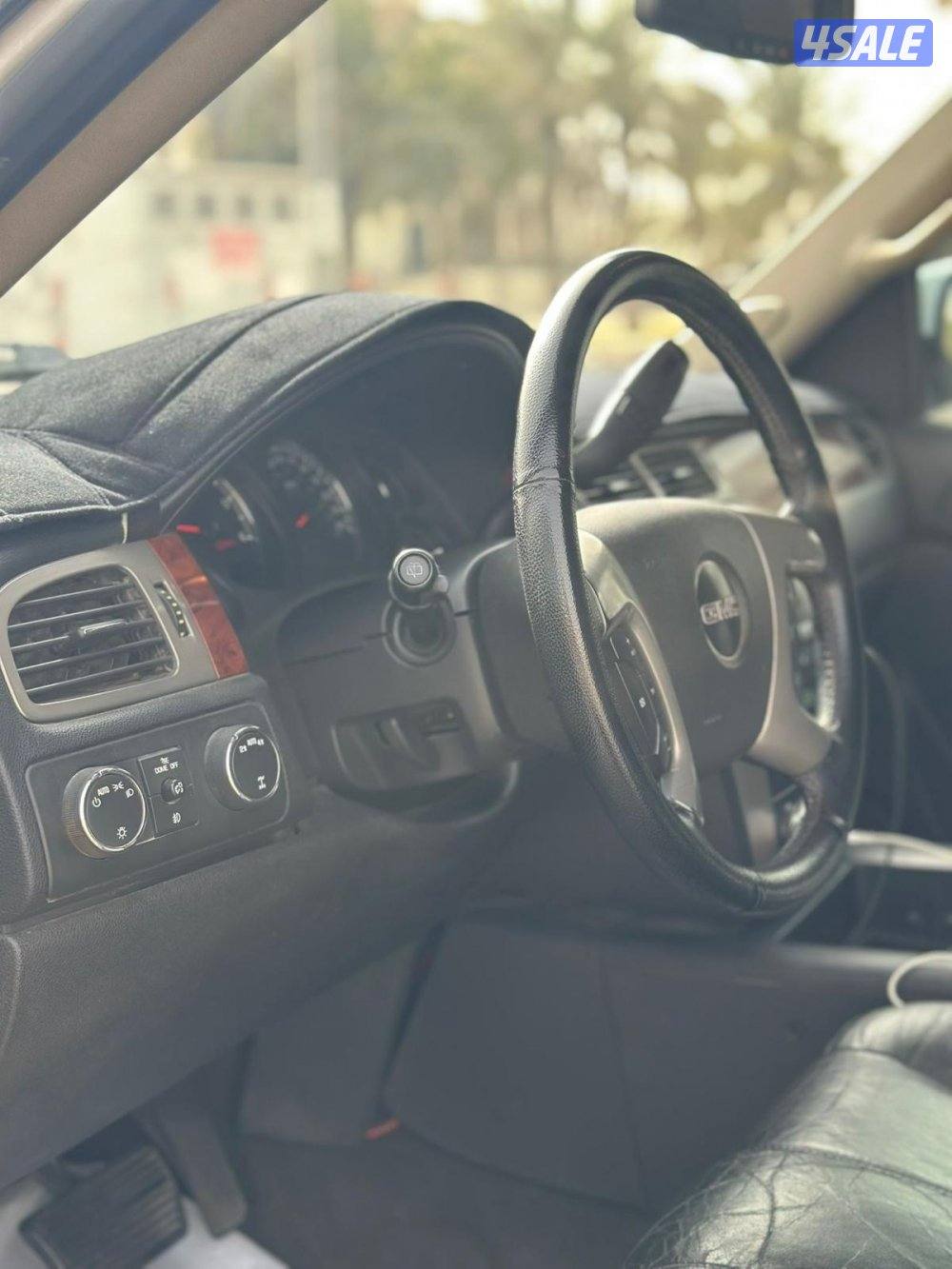 يوكنxL دبل قير 2013 وعليه تشغيل عن بعد2