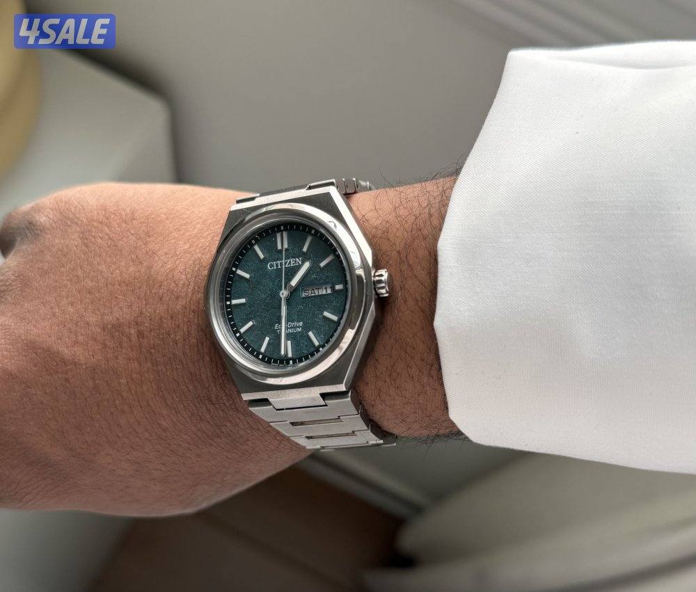 للبيع ساعة CITIZEN السعر 100 KD1