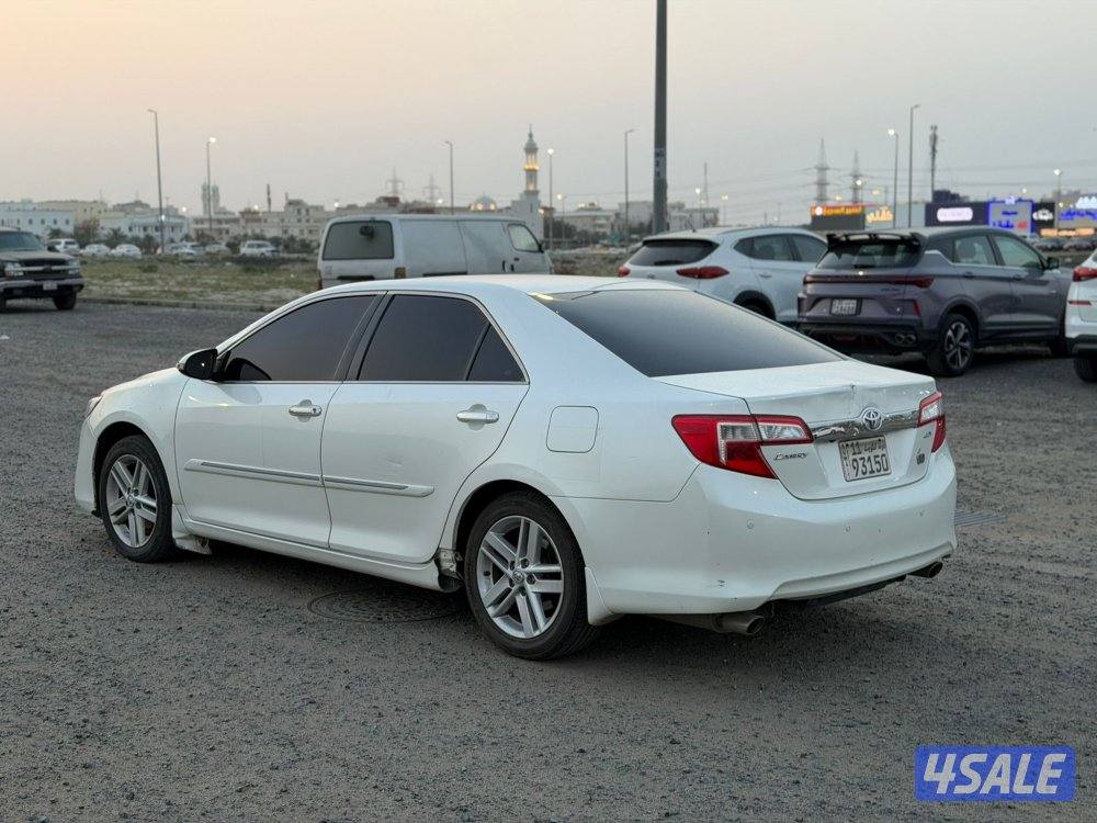 كامري 2014 GLX شرط فحص0