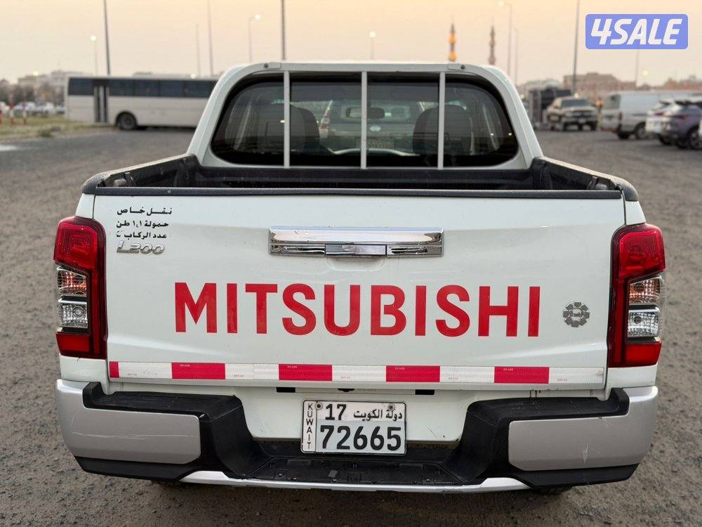 وانيت ميتسوبيشي 2020 دبل قير صبغ وكالة6