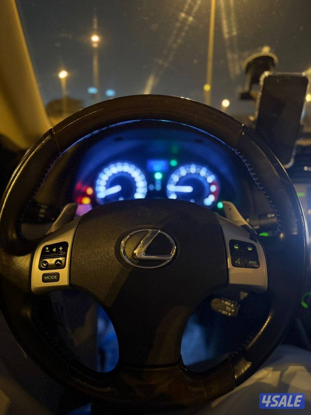 للبيع لكزس ٢٠١٢ is300c كشف شرط الفحص بحاله الوكاله ماشي ٢٠٧ الف15