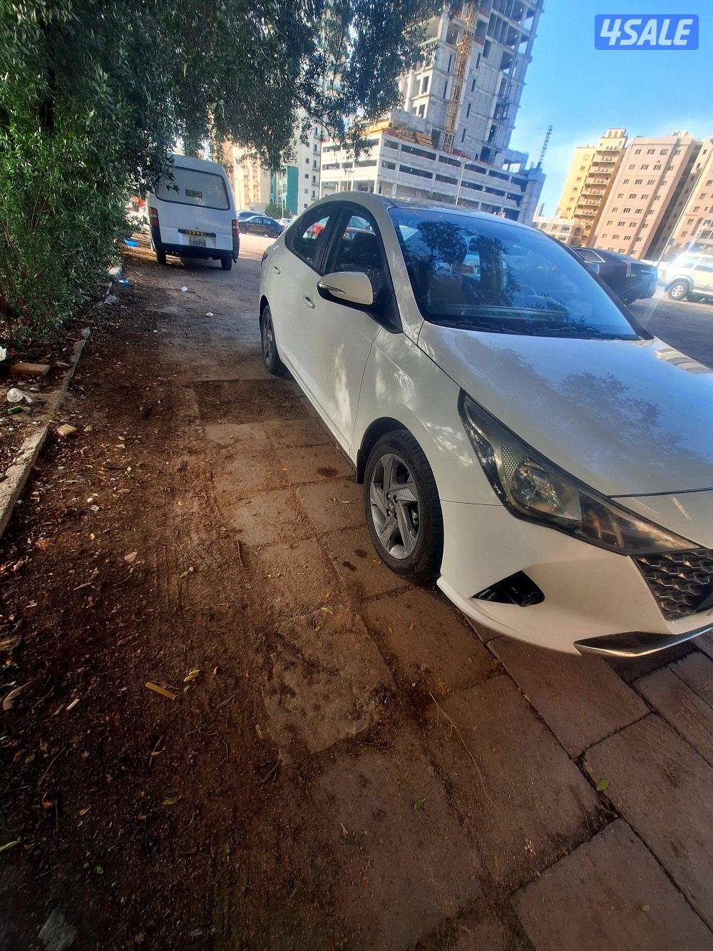 اكسنت 2023 للبيع3