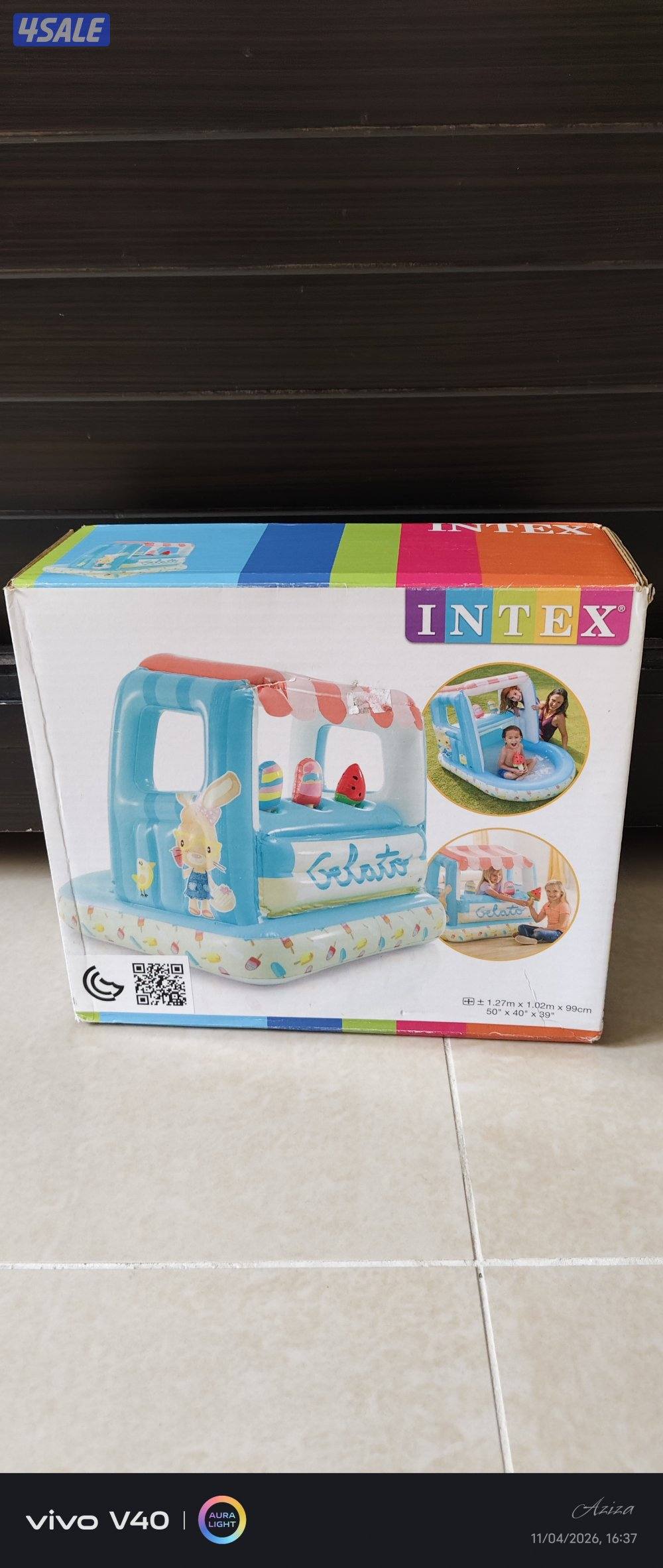 Ice cream stand play house2